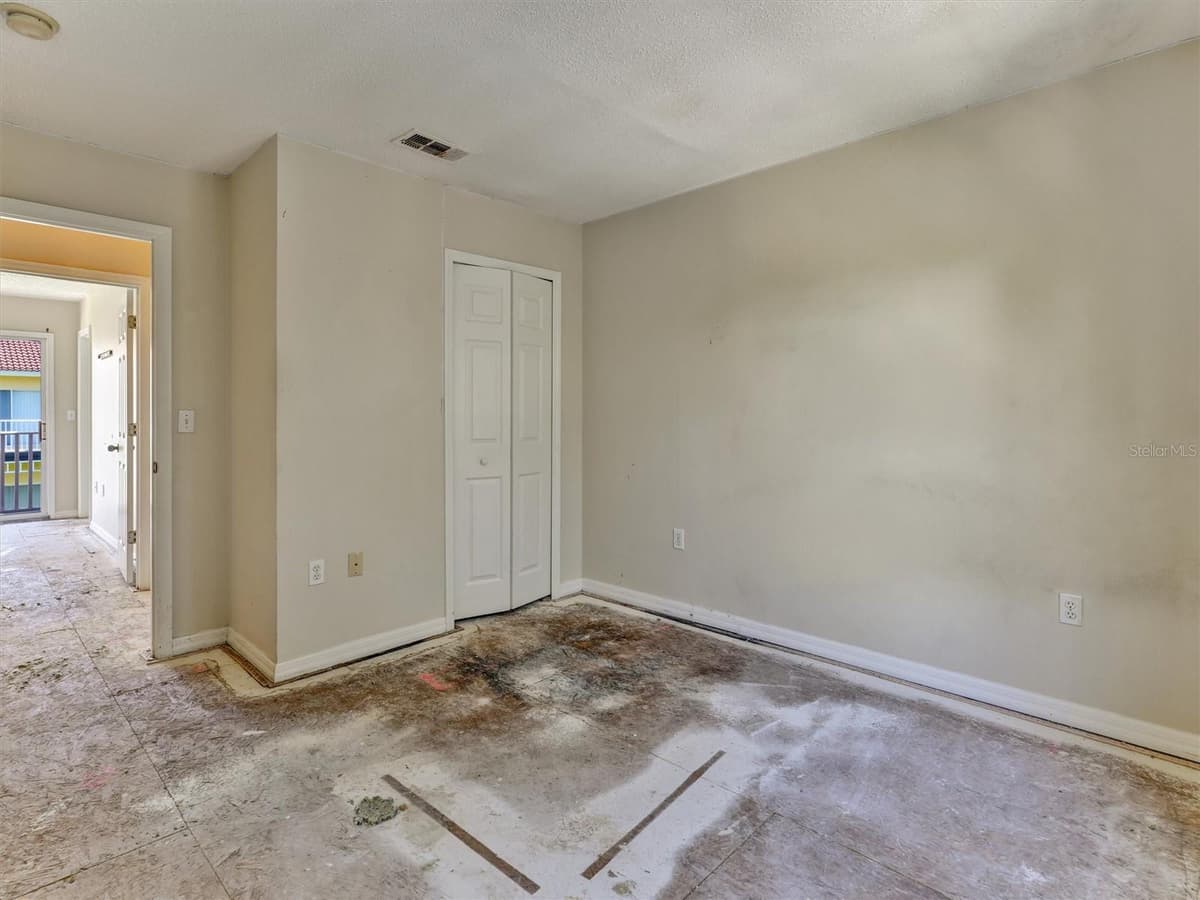 8407 BLUE LAGOON DRIVE — photo 21 of 28