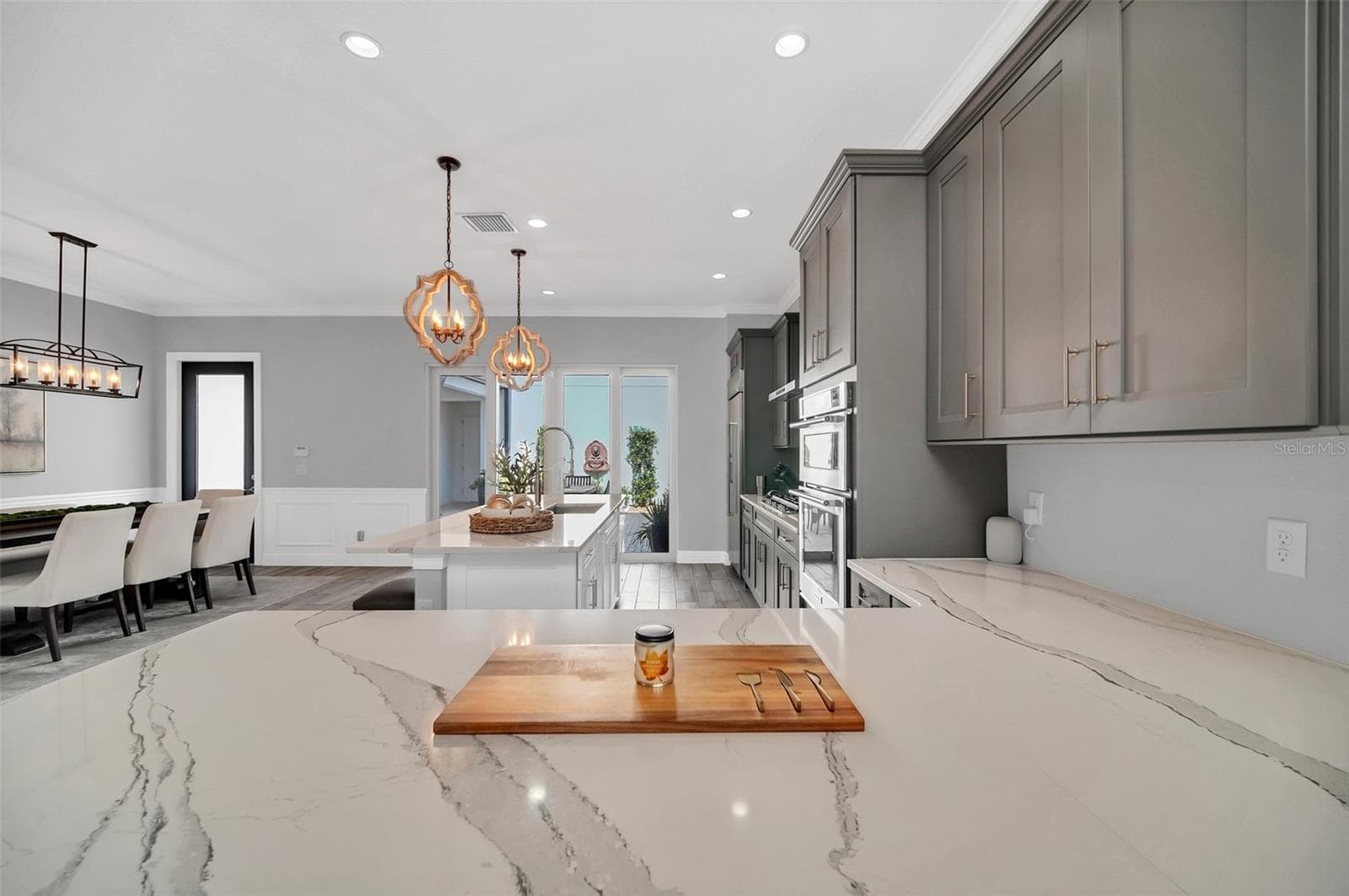 8878 BISMARCK PALM DRIVE — photo 13 of 41