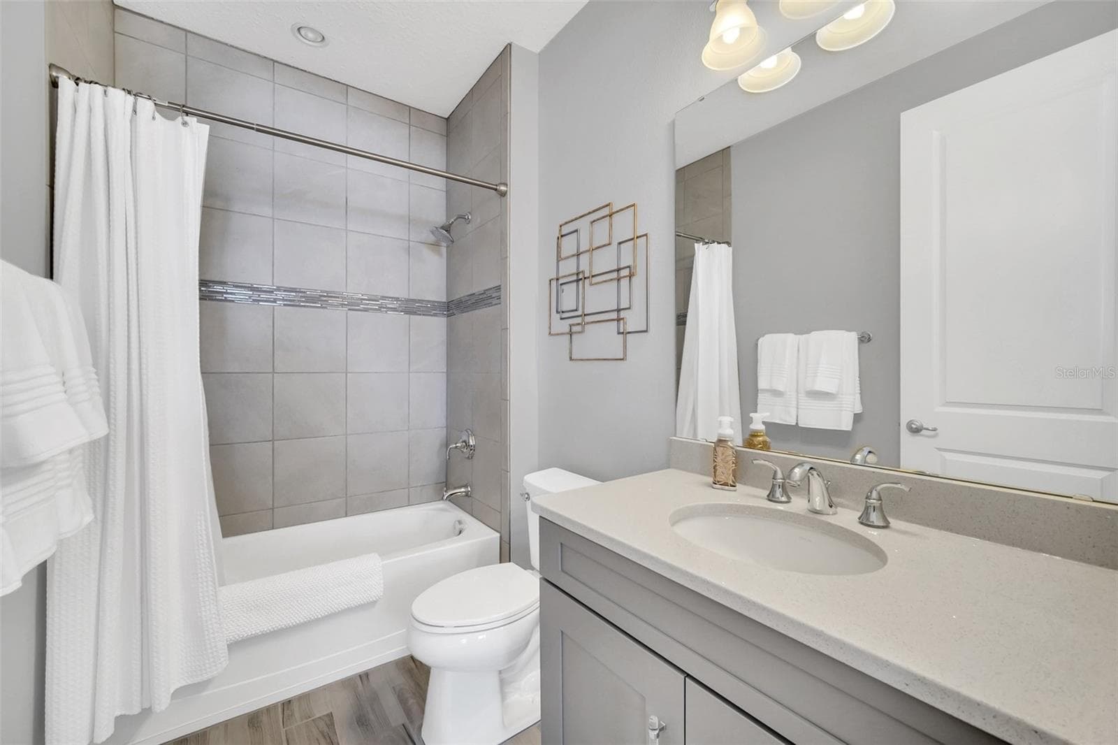 8878 BISMARCK PALM DRIVE — photo 36 of 41