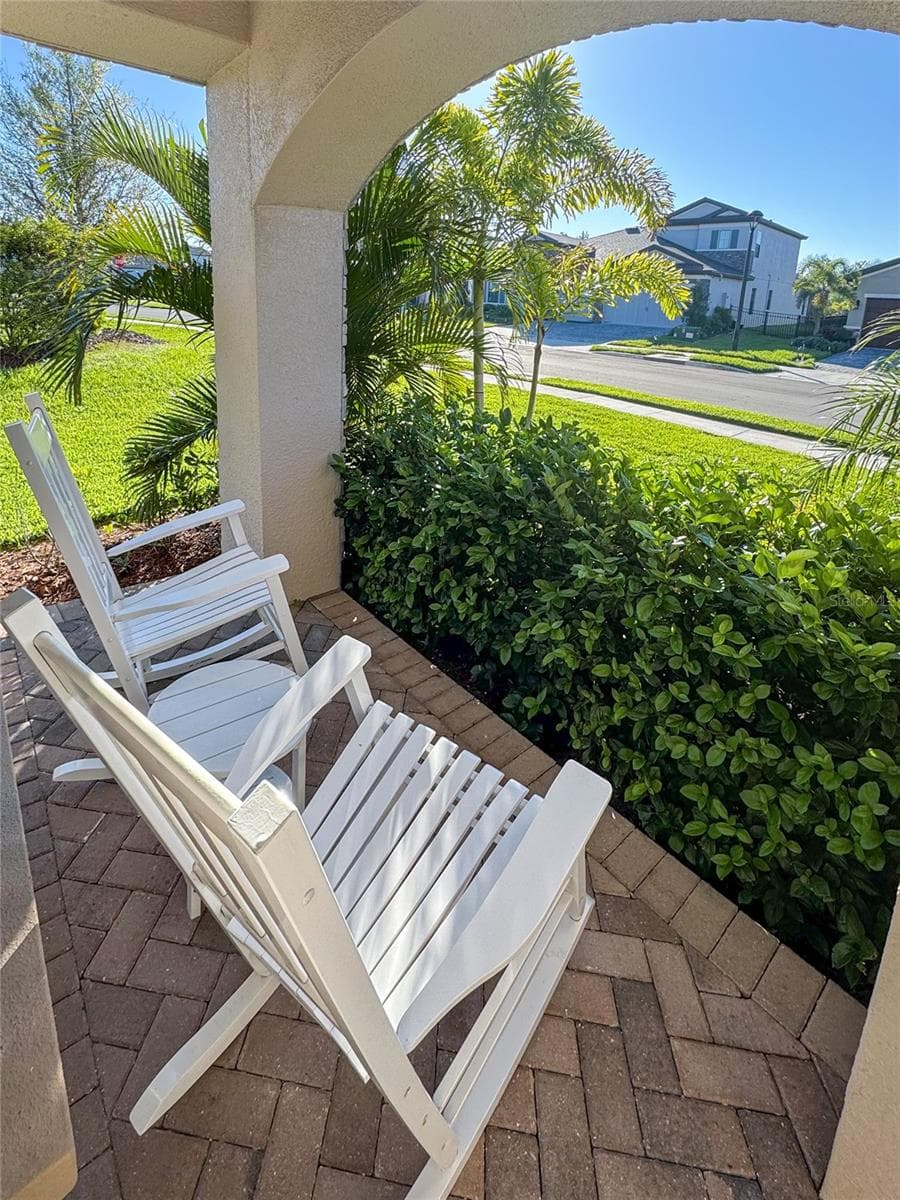 9109 WARM SPRINGS CIRCLE — photo 48 of 68