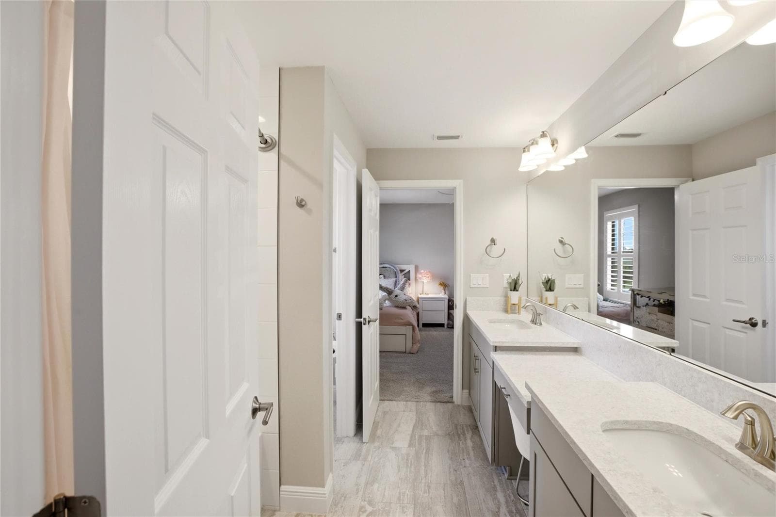 9109 WARM SPRINGS CIRCLE — photo 35 of 68