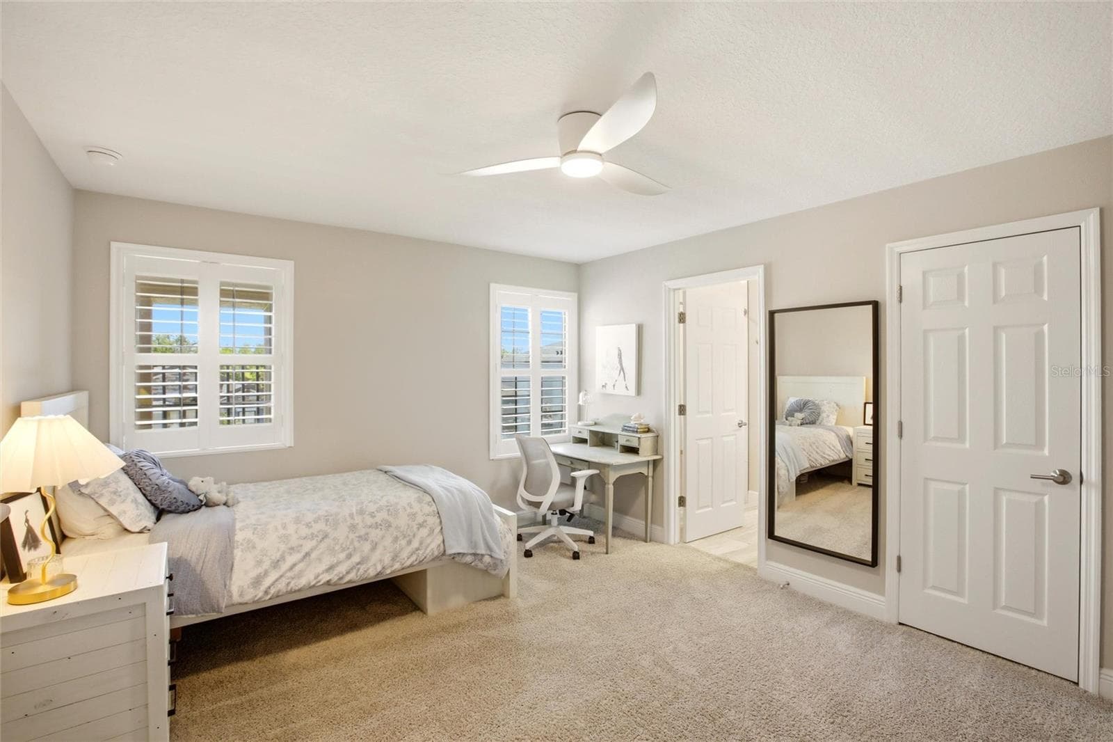 9109 WARM SPRINGS CIRCLE — photo 31 of 68