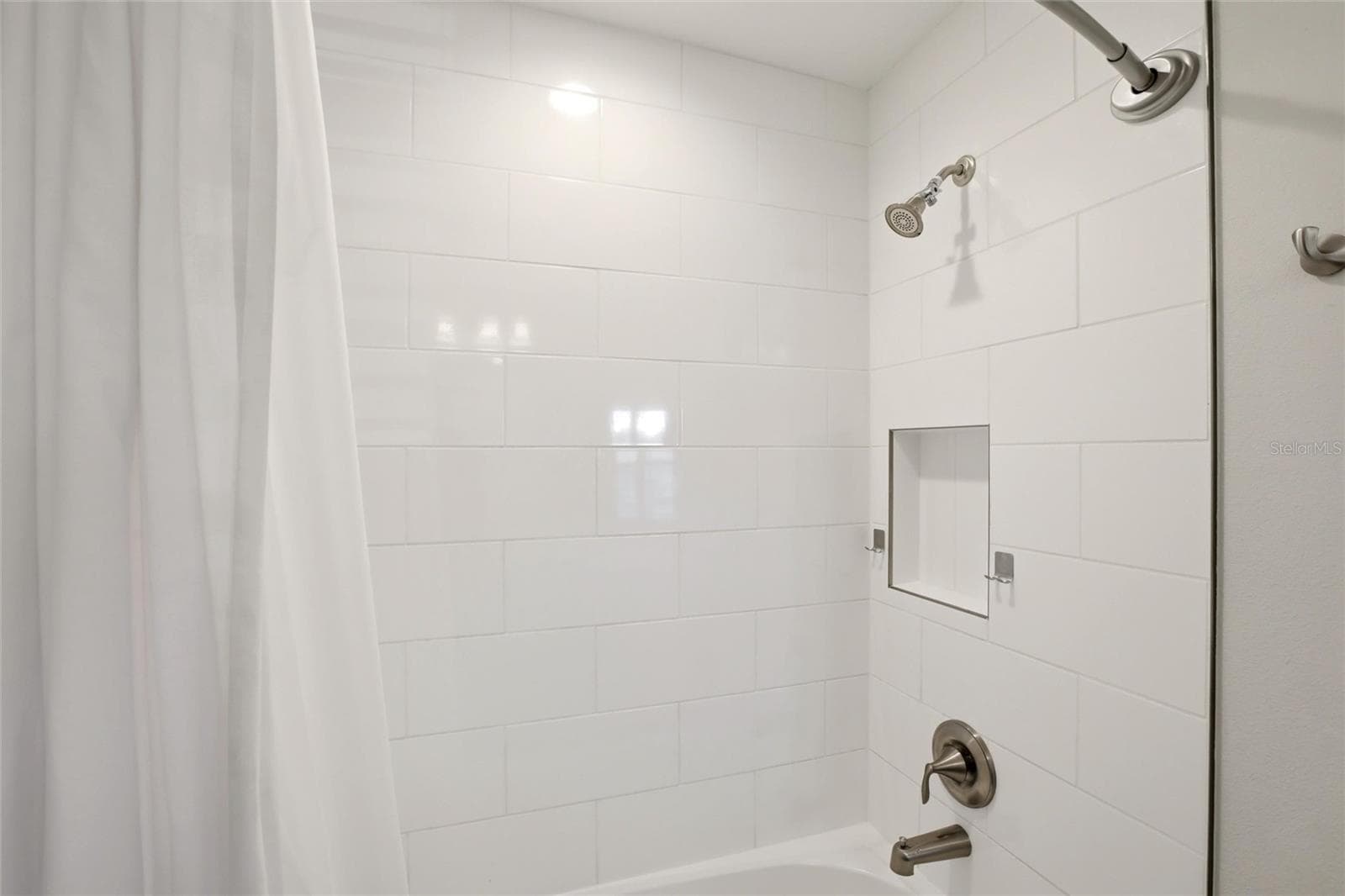 9109 WARM SPRINGS CIRCLE — photo 33 of 68