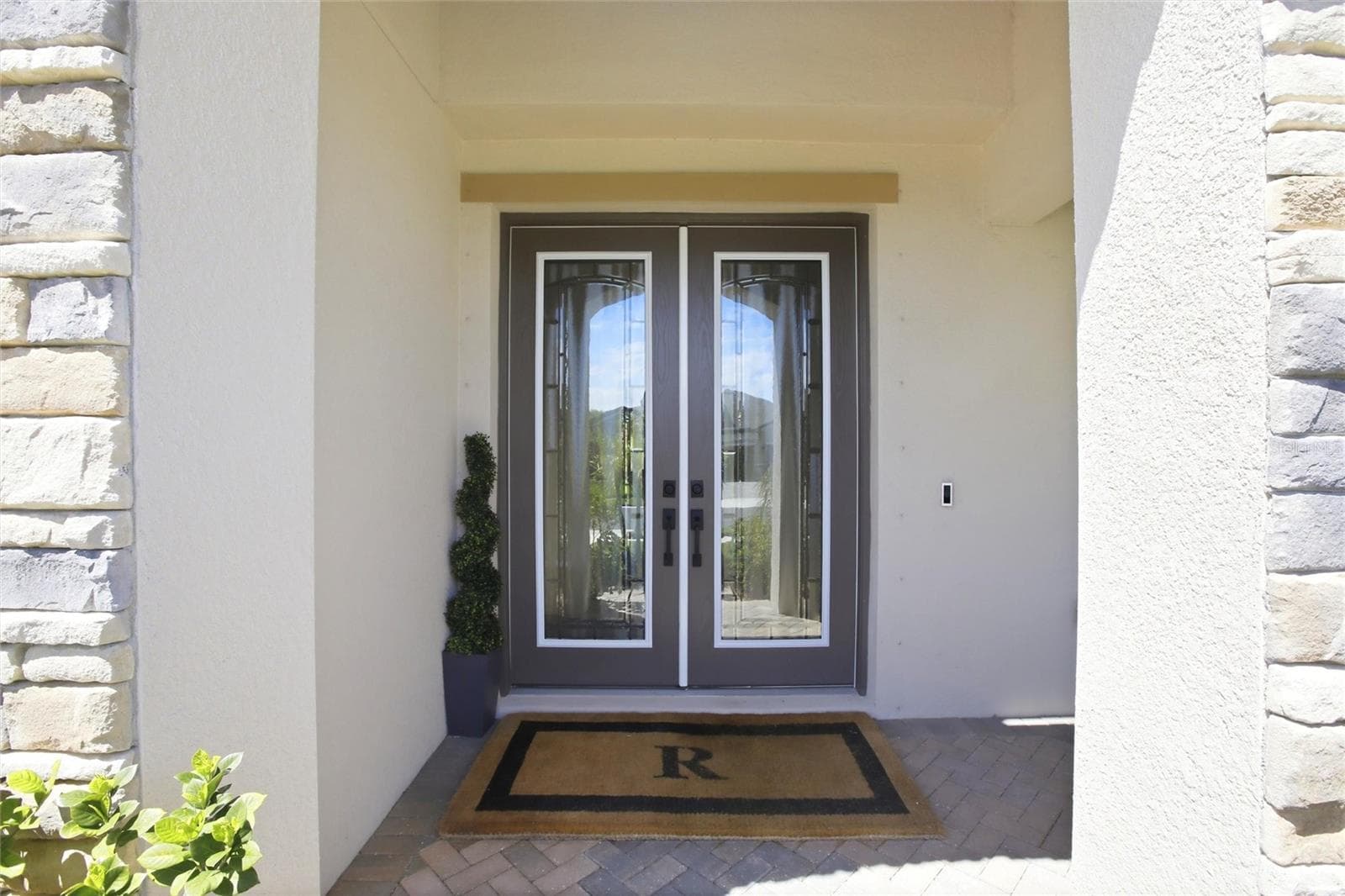 9109 WARM SPRINGS CIRCLE — photo 2 of 68