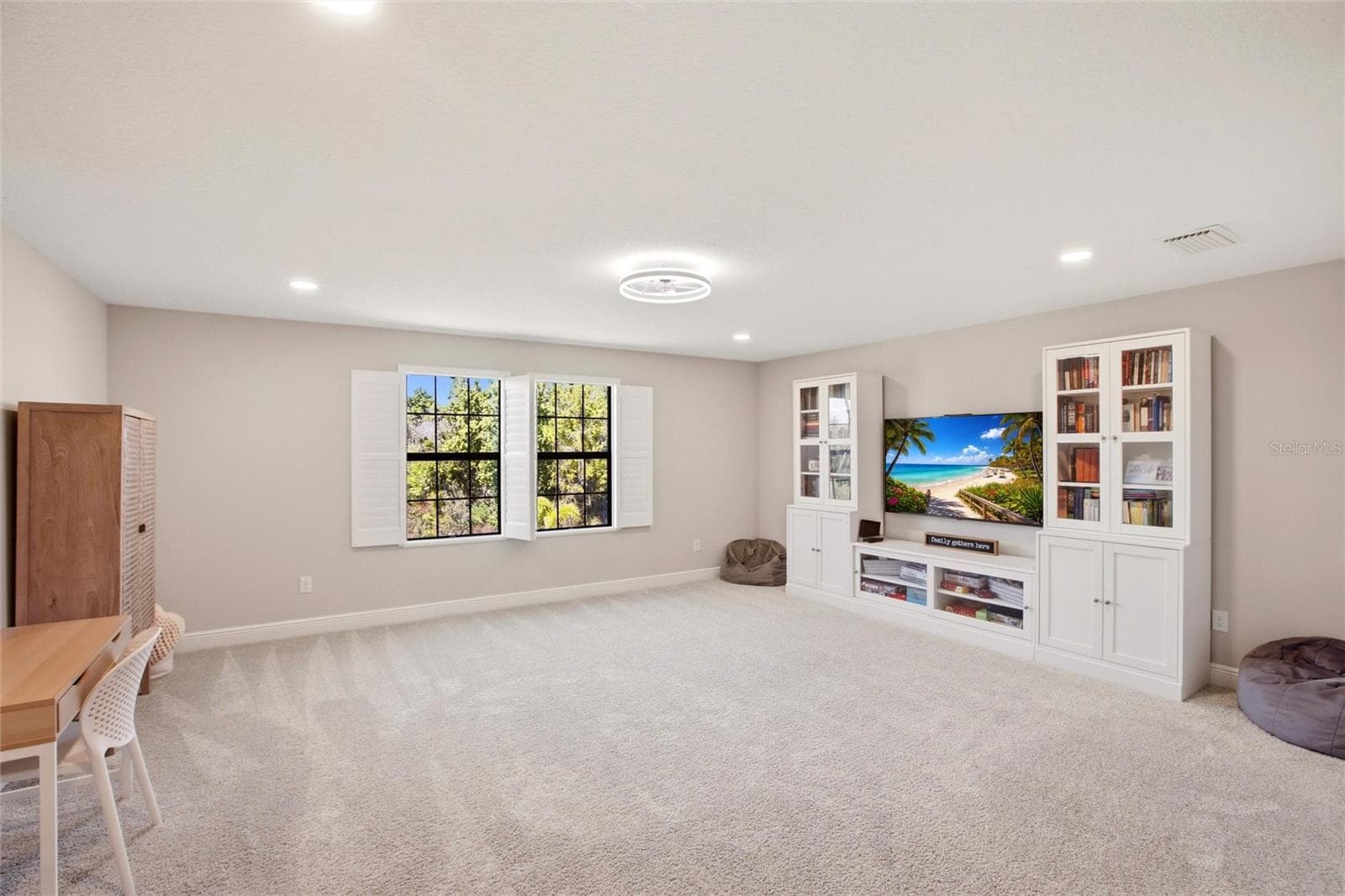 9109 WARM SPRINGS CIRCLE — photo 19 of 68