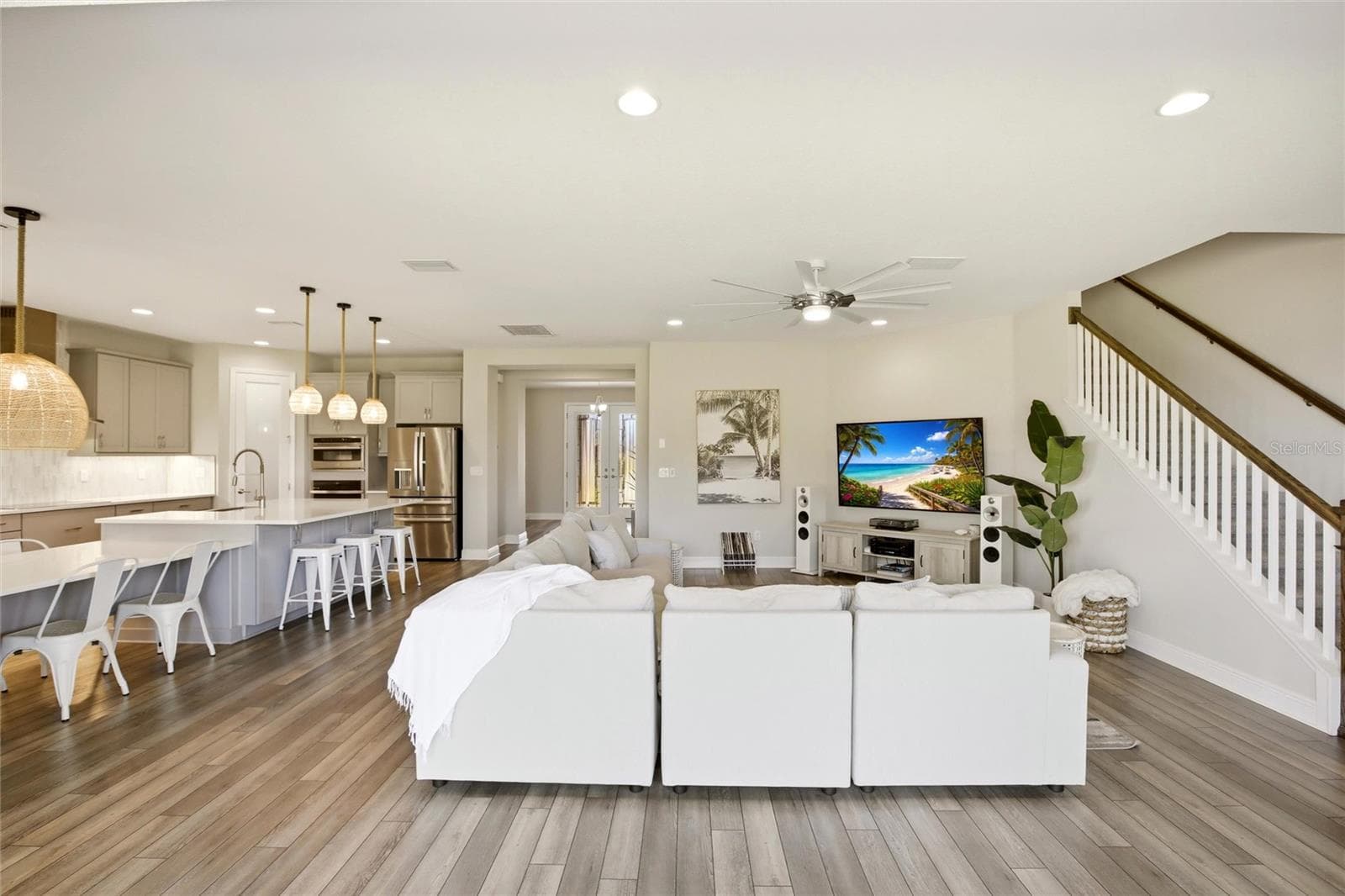 9109 WARM SPRINGS CIRCLE — photo 12 of 68