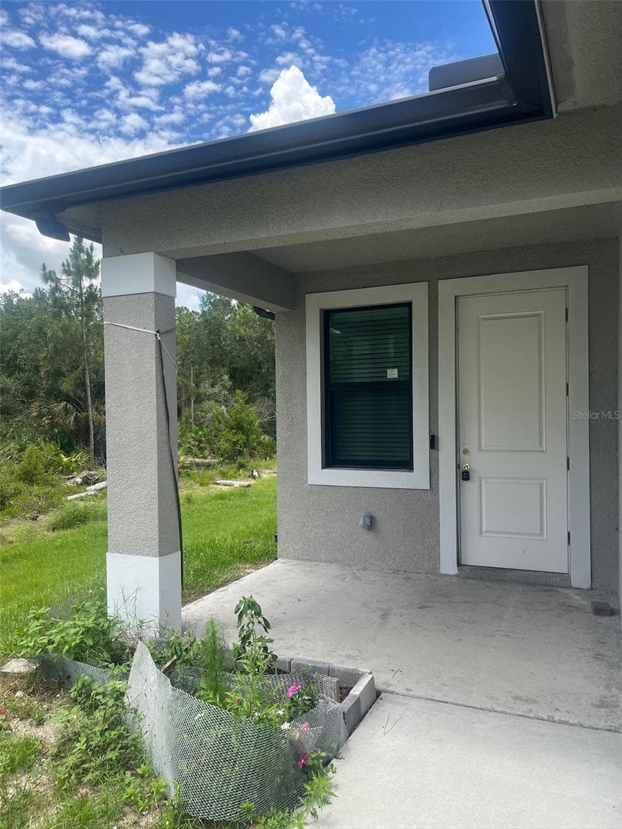 613 LOLETA COURT — photo 2 of 30