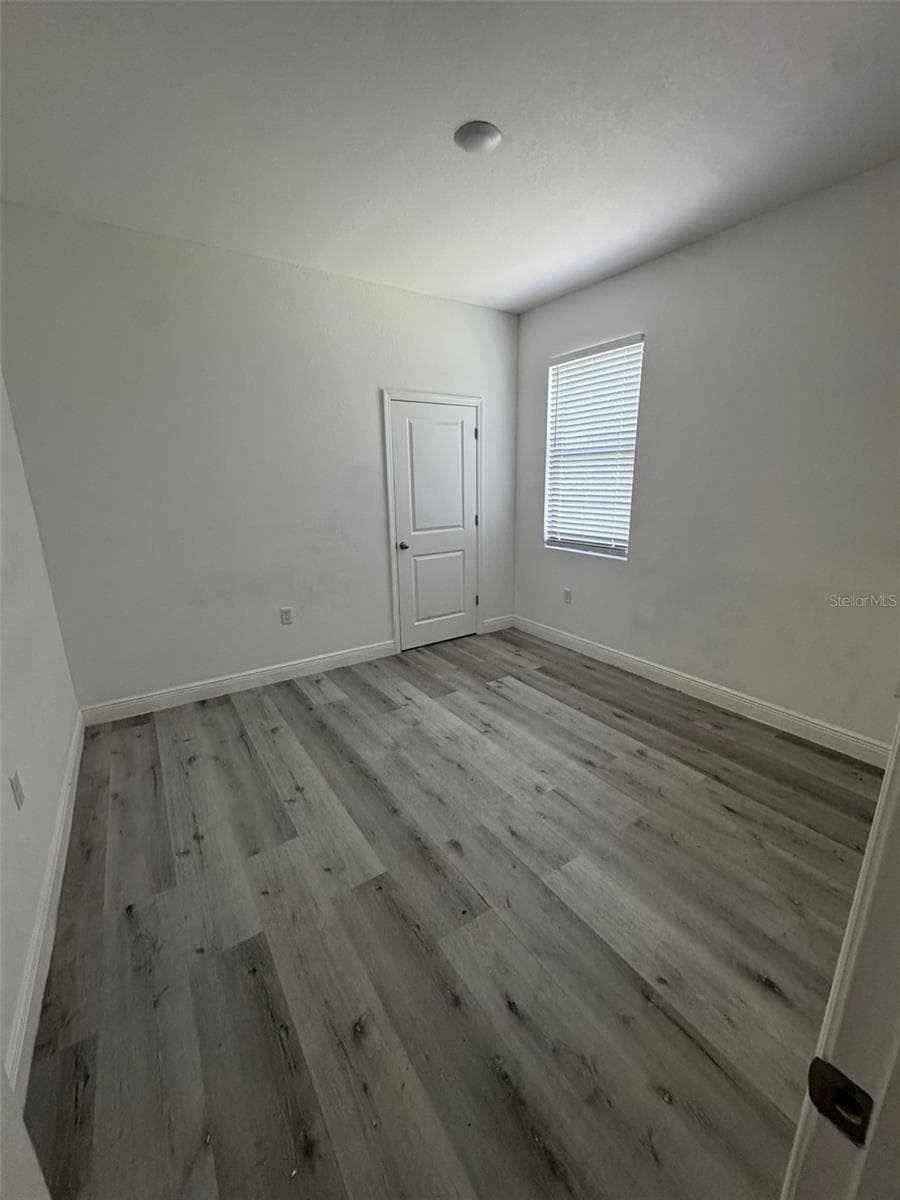 613 LOLETA COURT — photo 10 of 30