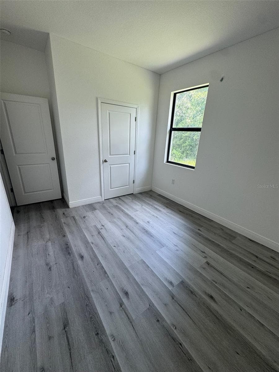 613 LOLETA COURT — photo 8 of 30