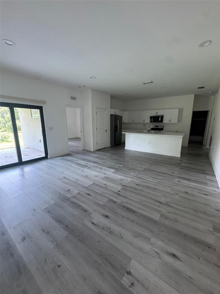 613 LOLETA COURT — photo 5 of 30