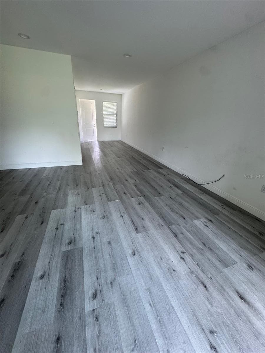 613 LOLETA COURT — photo 13 of 30