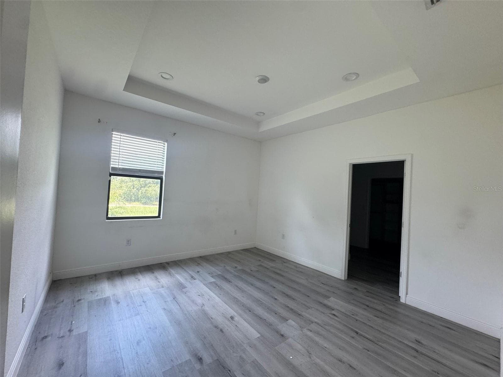 613 LOLETA COURT — photo 18 of 30
