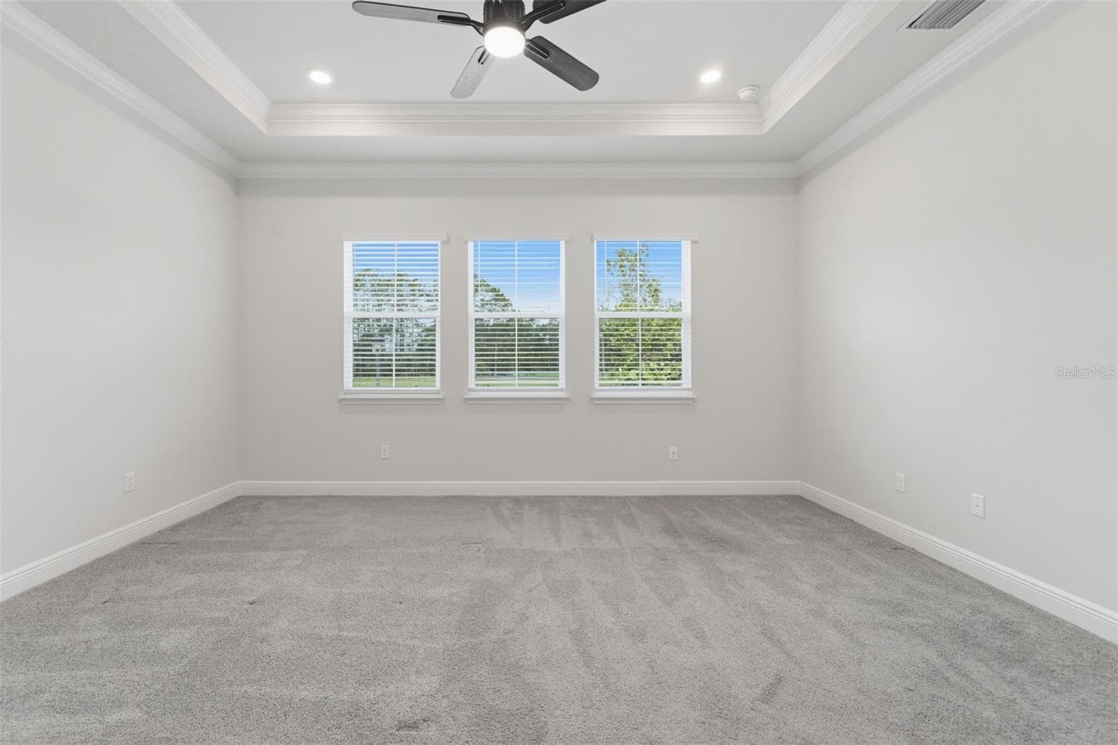 3208 LEGENDS PRESERVE DRIVE — photo 3 of 47