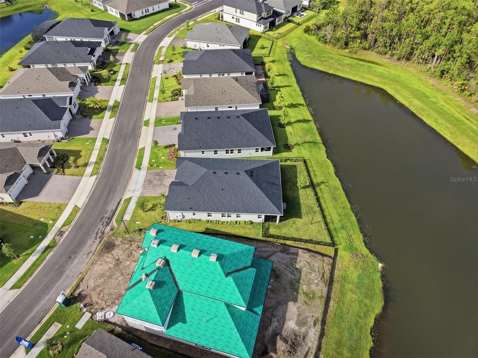 3208 LEGENDS PRESERVE DRIVE — photo 4 of 47