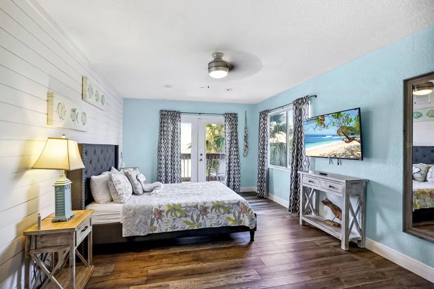 12201 GULF BOULEVARD — photo 18 of 57