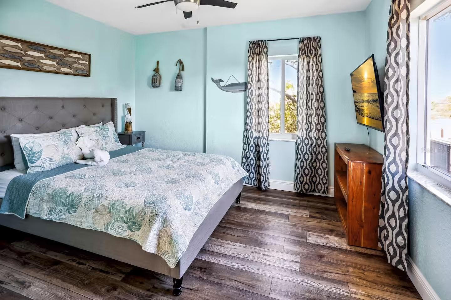 12201 GULF BOULEVARD — photo 25 of 57