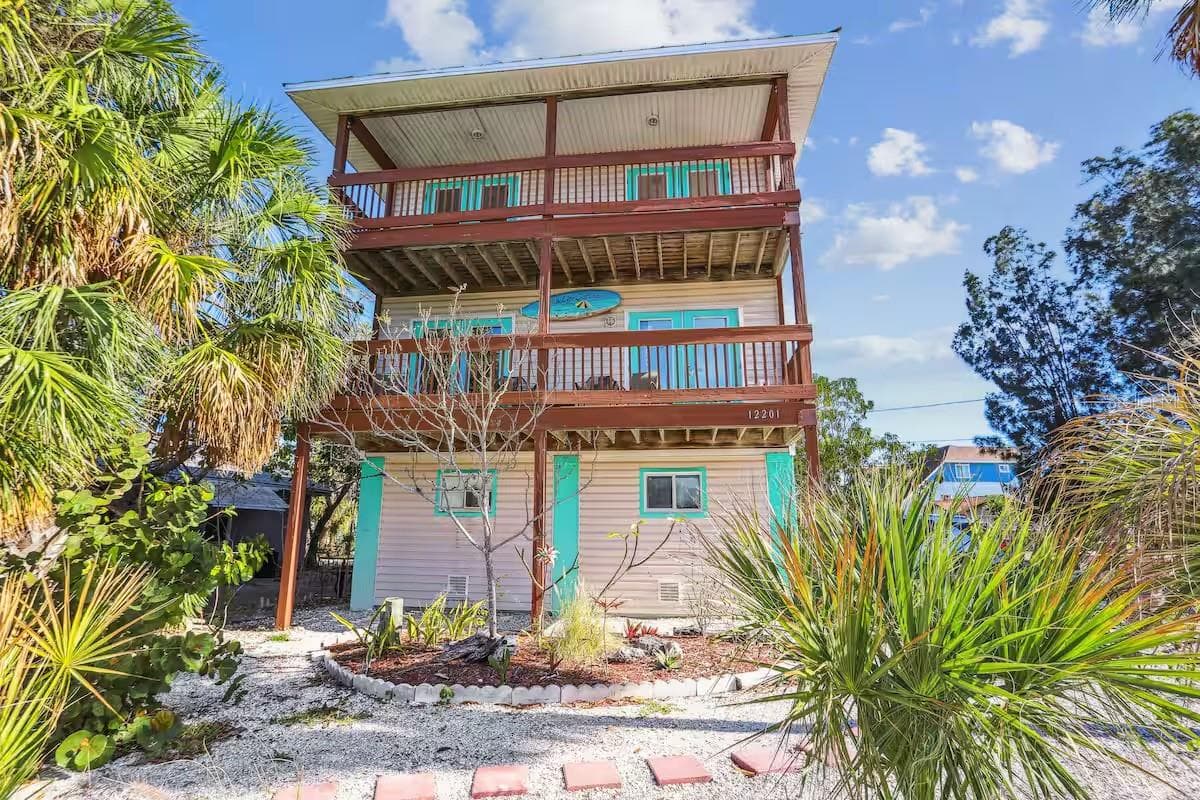 12201 GULF BOULEVARD — photo 1 of 57