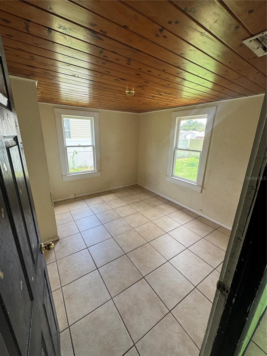 207 IDAHO AVENUE — photo 21 of 21