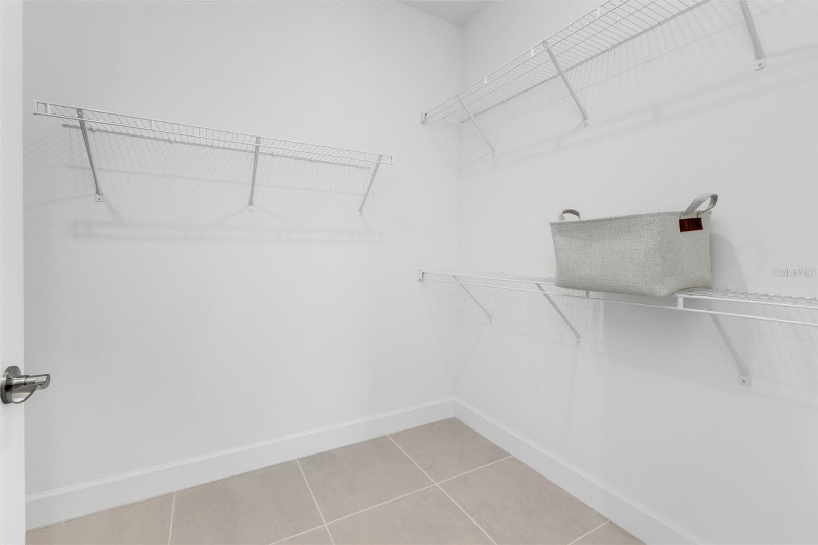4400 LAKESIDE GROVE PLACE — photo 46 of 75