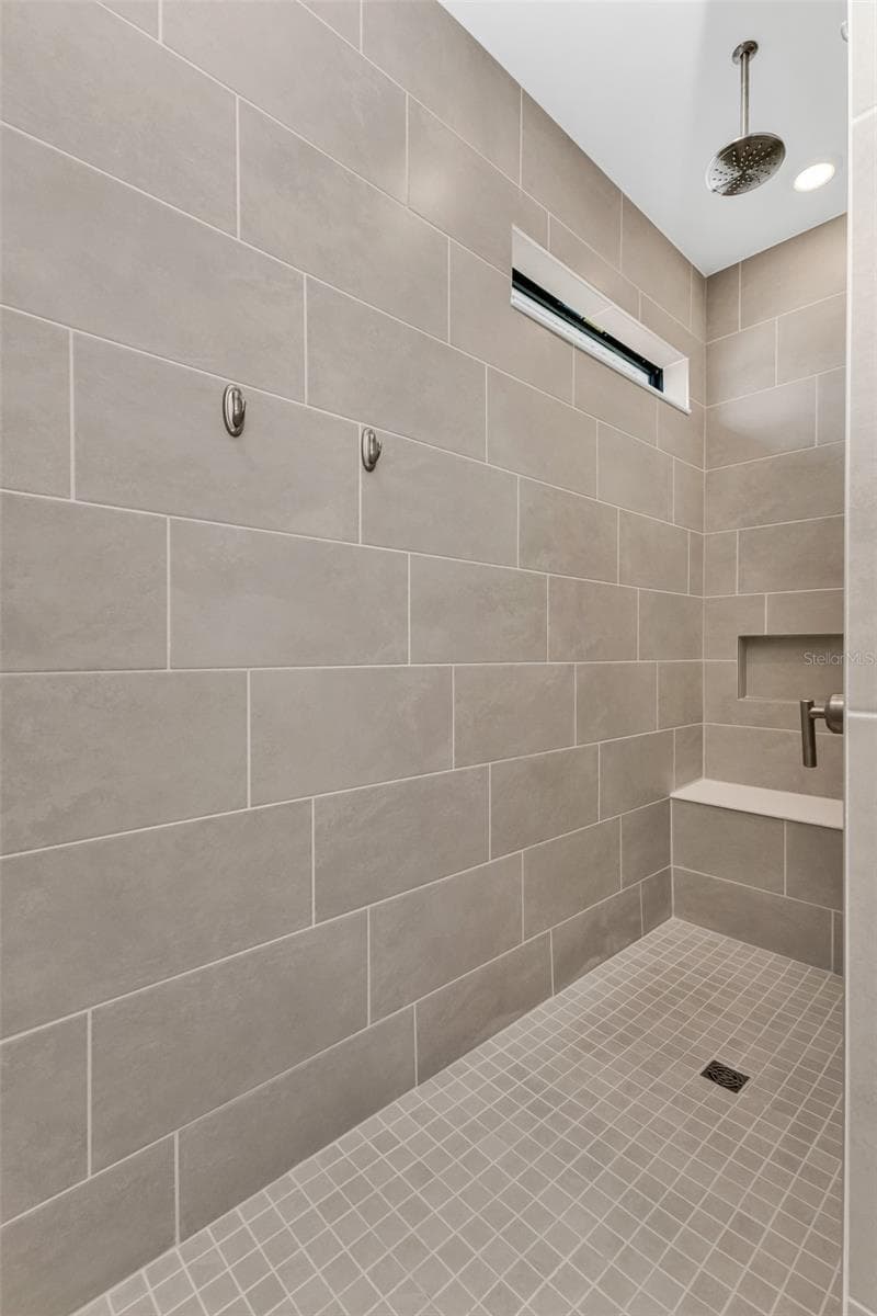 4400 LAKESIDE GROVE PLACE — photo 43 of 75
