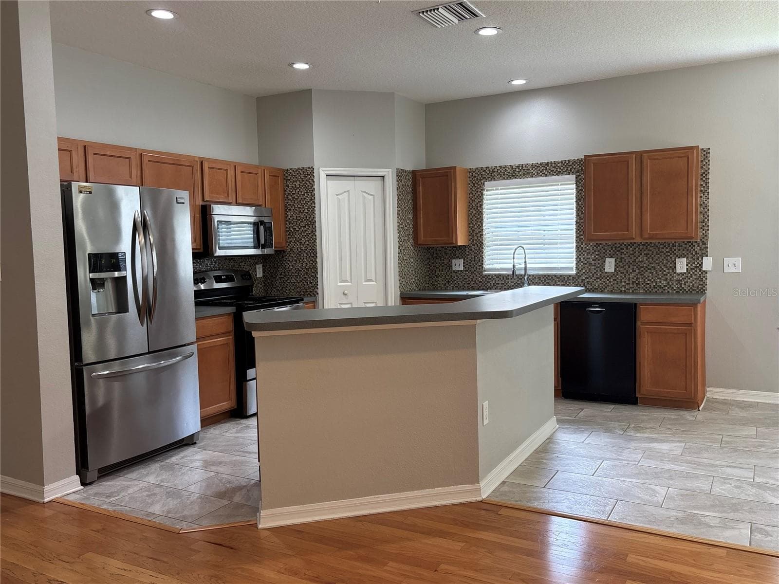 19131 CYPRESS REACH LANE — photo 21 of 70
