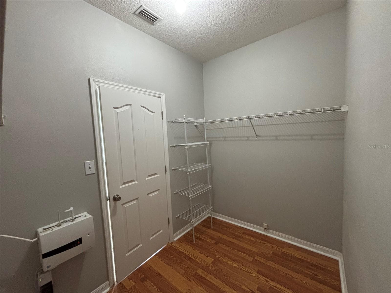 19131 CYPRESS REACH LANE — photo 37 of 70