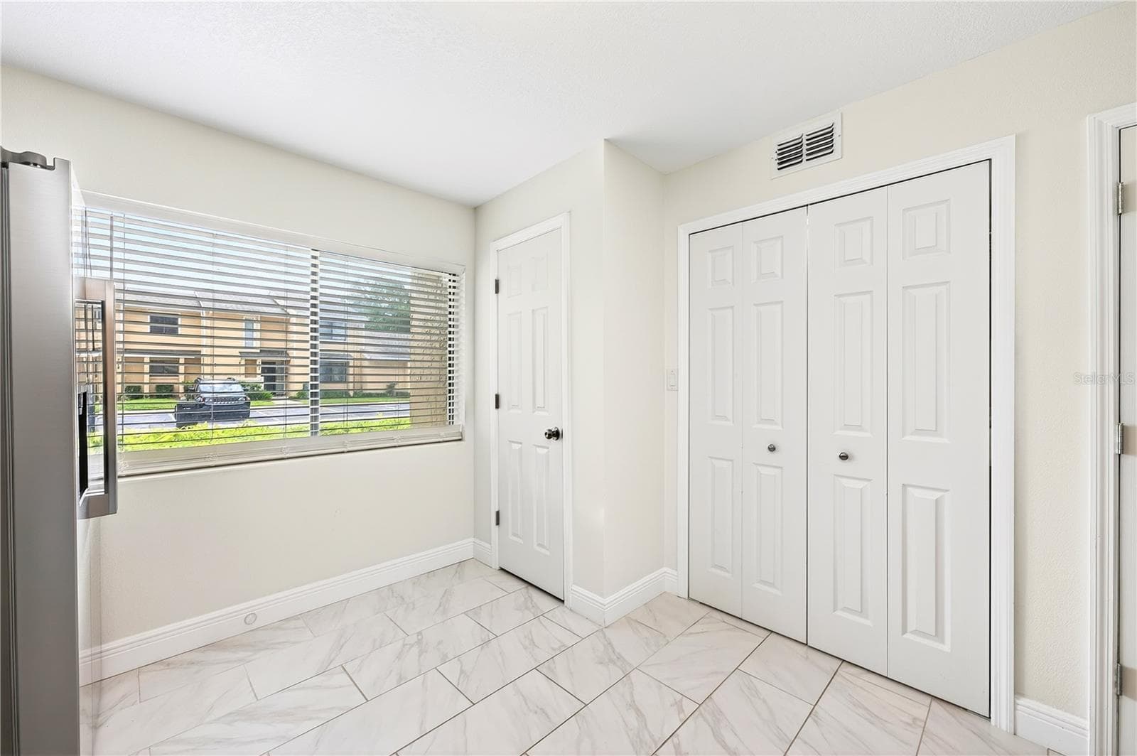 2218 MCMAHON COURT — photo 9 of 42