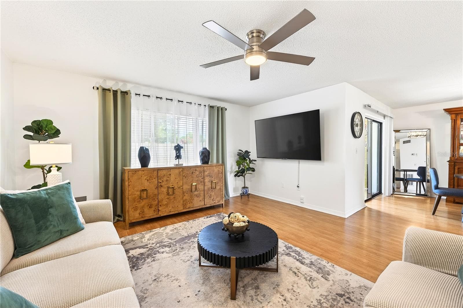 2218 MCMAHON COURT — photo 16 of 42