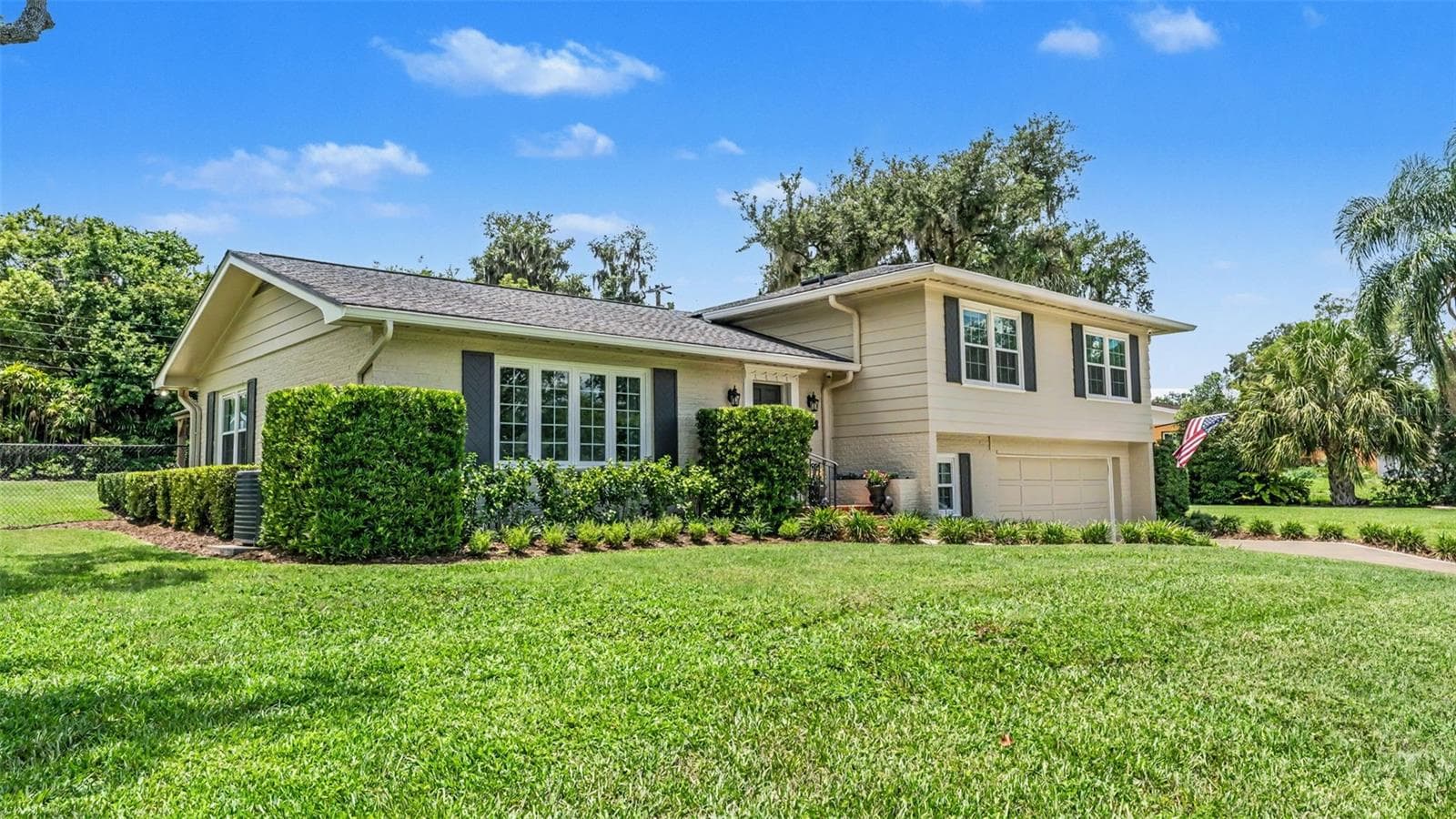 715 LAUREL LANE — photo 47 of 59