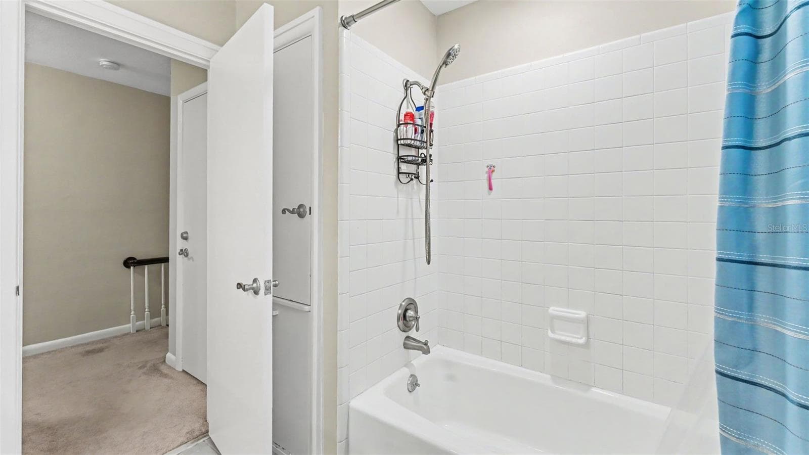 715 LAUREL LANE — photo 32 of 59