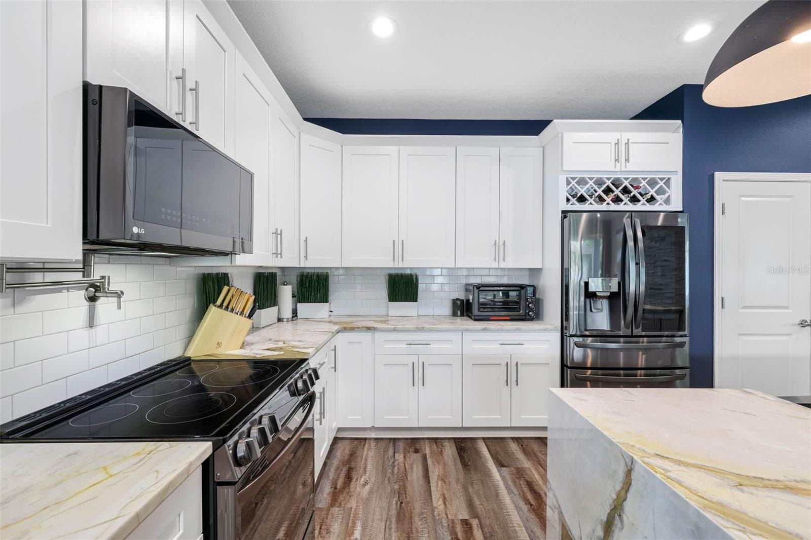 7507 DARTMOUTH AVENUE — photo 15 of 45