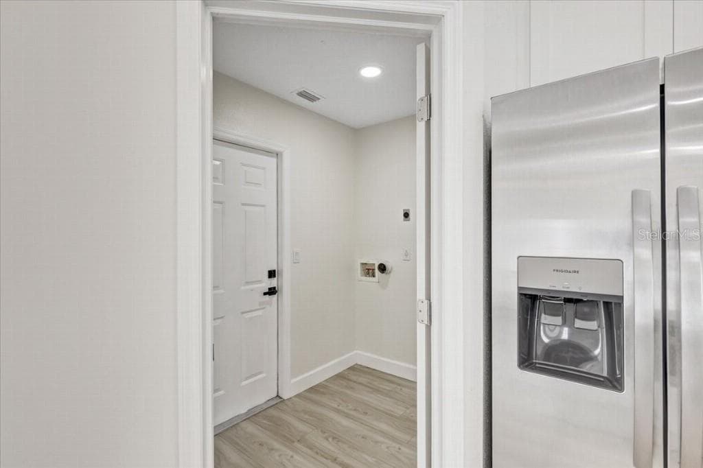 6501 68TH DRIVE — photo 36 of 46