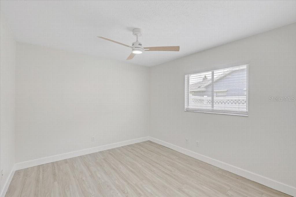 6501 68TH DRIVE — photo 33 of 46