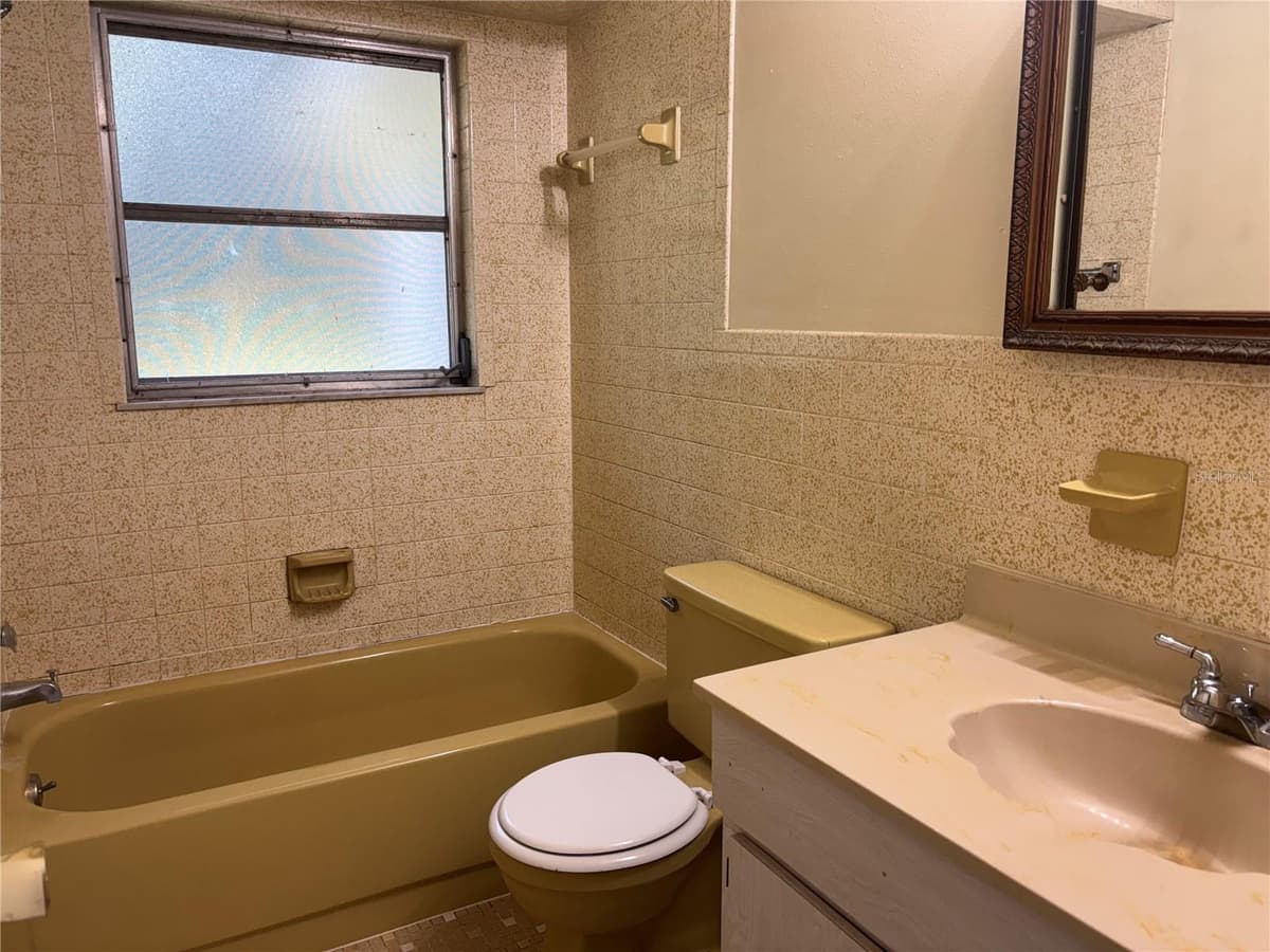 808 SPRUCE STREET — photo 12 of 17