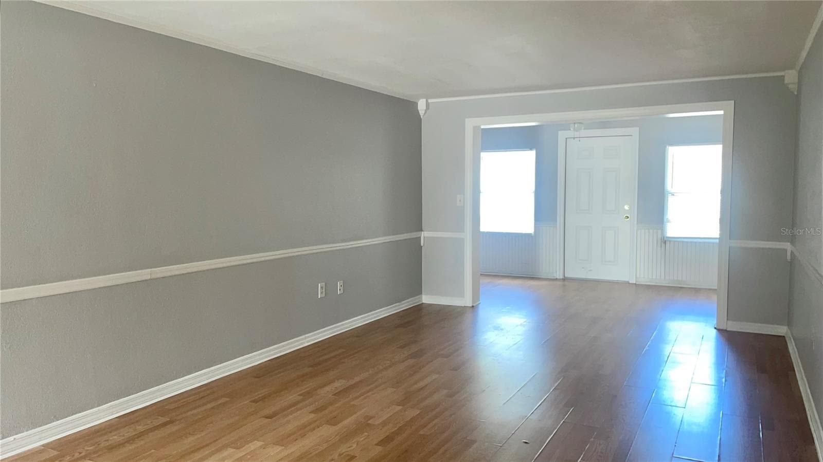 4211 SHELDON PLACE — photo 4 of 25