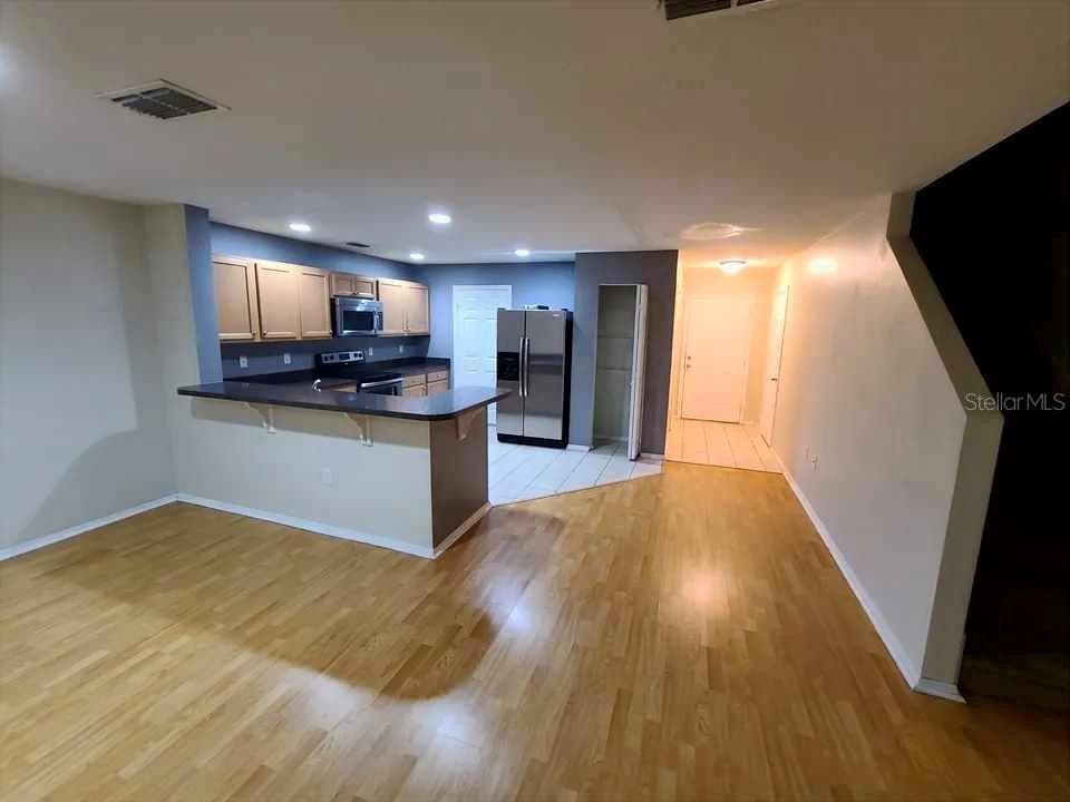1034 CHALCEDONY STREET — photo 4 of 22