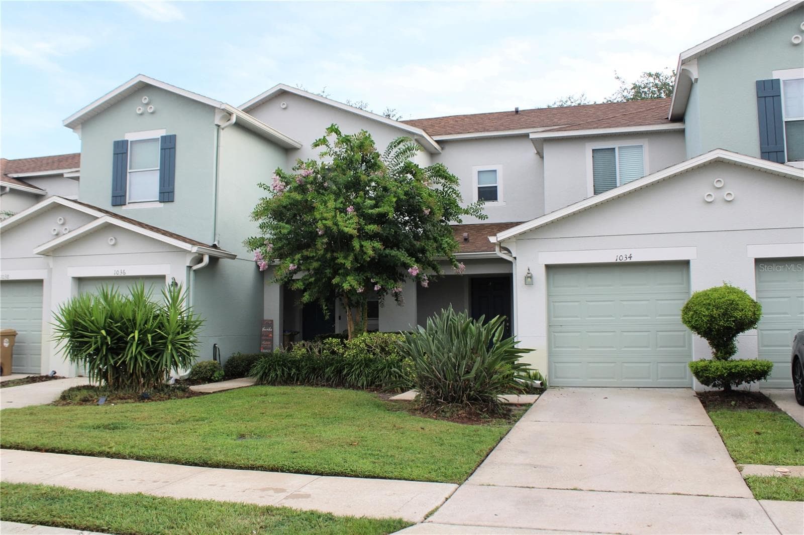 1034 CHALCEDONY STREET — photo 3 of 22