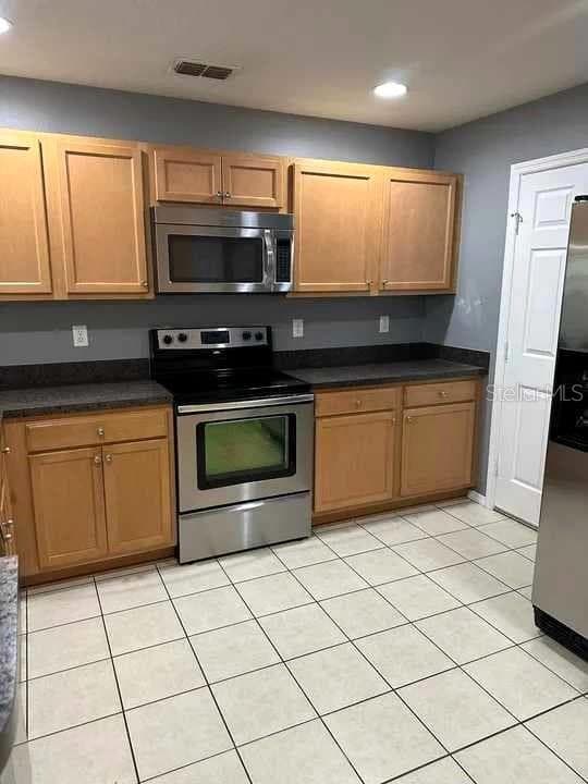 1034 CHALCEDONY STREET — photo 7 of 22