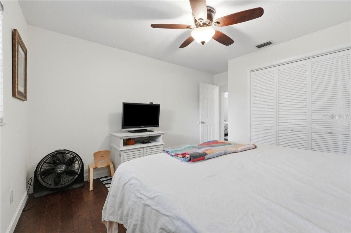 4520 ORANGEWOOD LOOP — photo 28 of 55