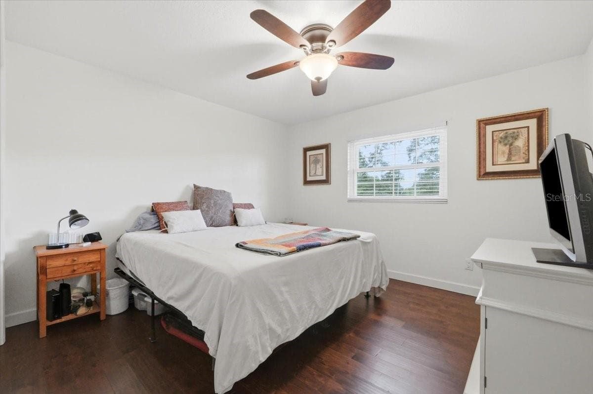 4520 ORANGEWOOD LOOP — photo 29 of 55