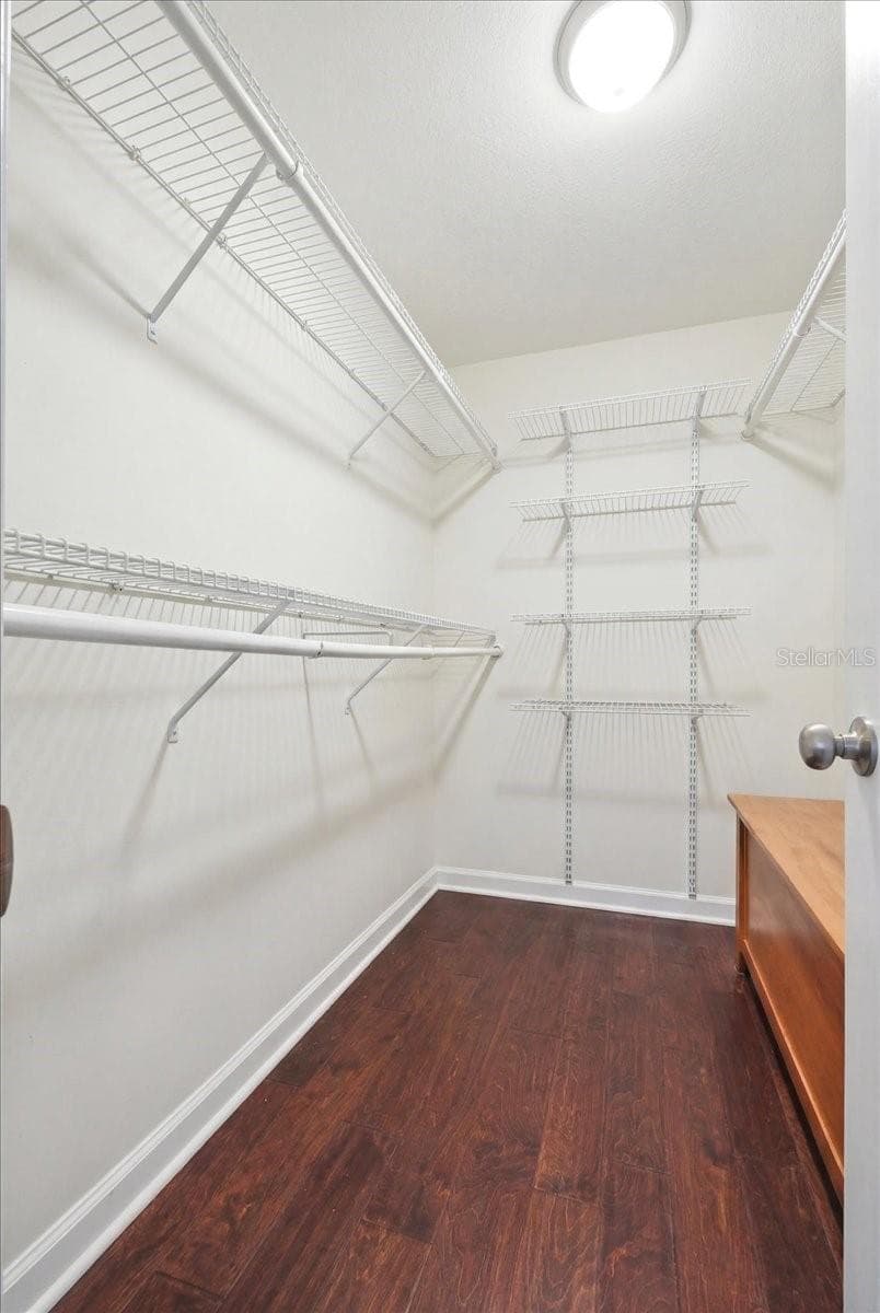 4520 ORANGEWOOD LOOP — photo 23 of 55
