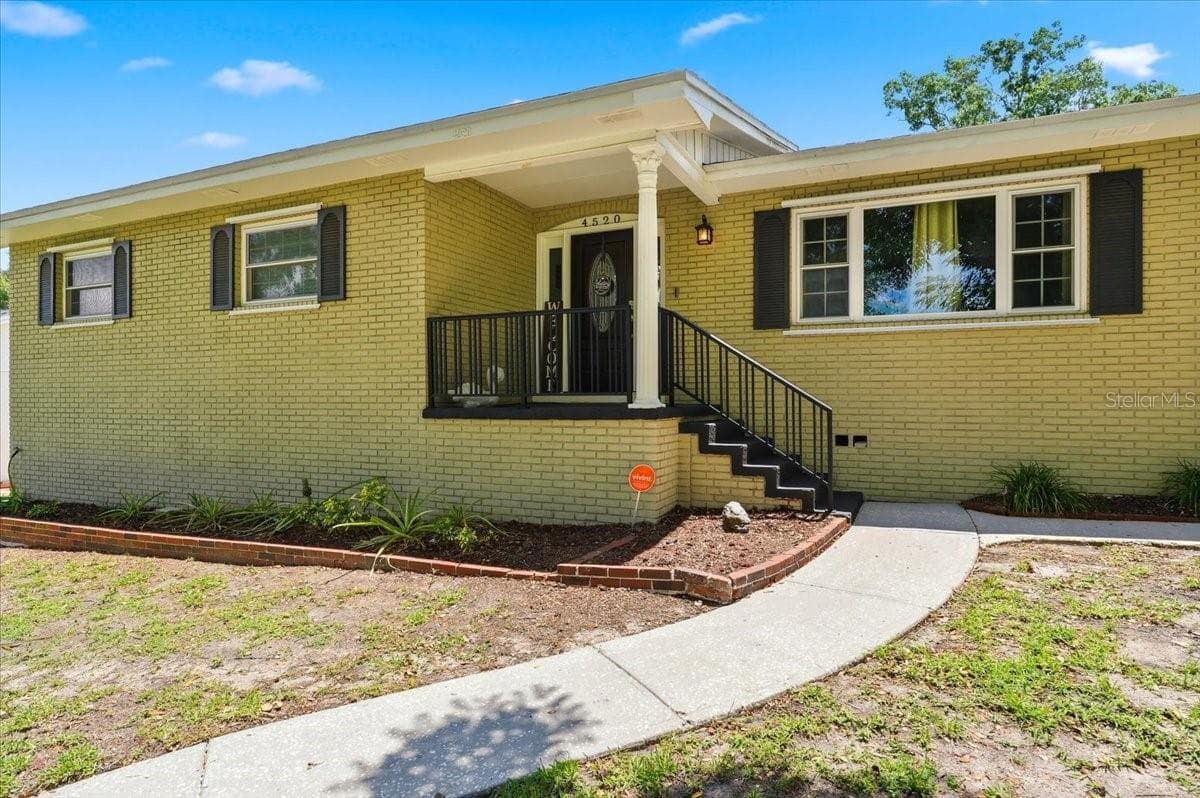 4520 ORANGEWOOD LOOP — photo 6 of 55