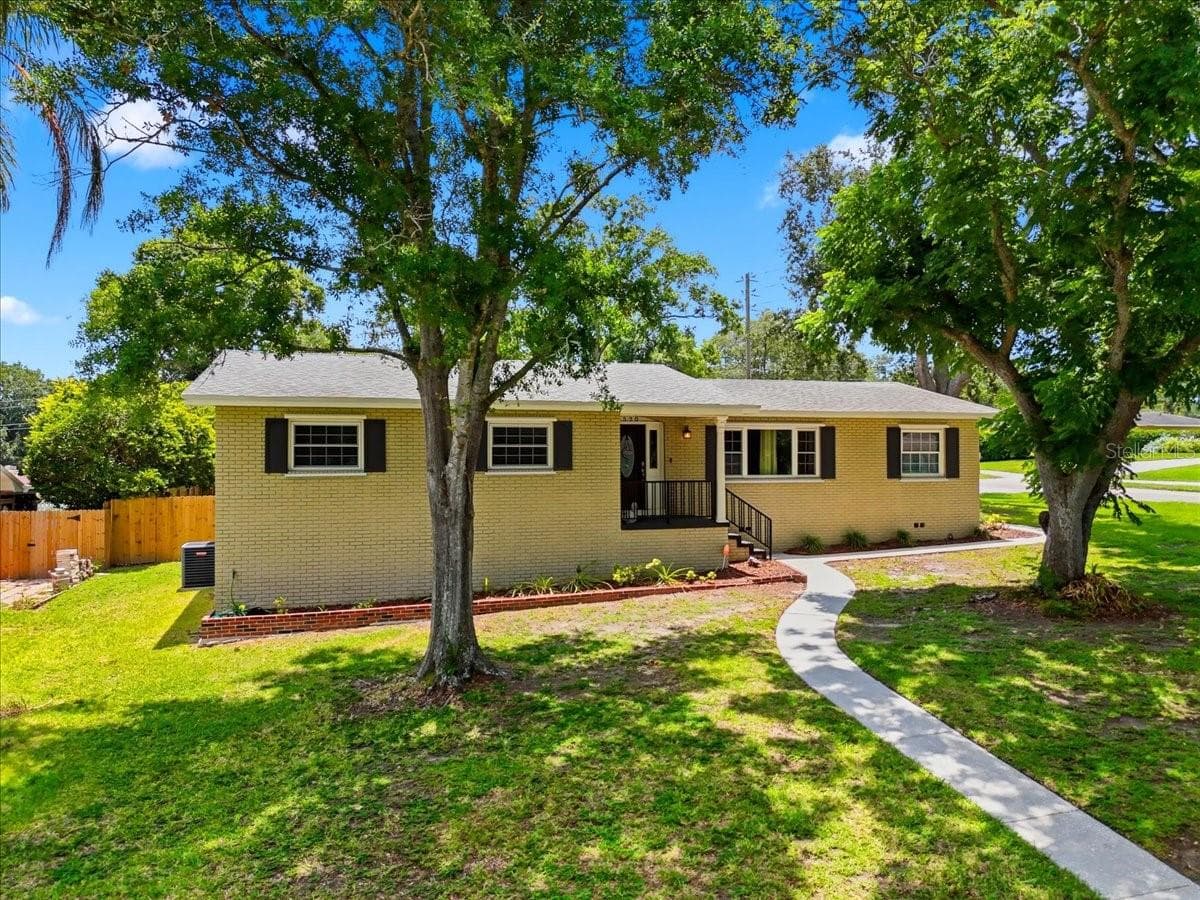 4520 ORANGEWOOD LOOP — photo 50 of 55