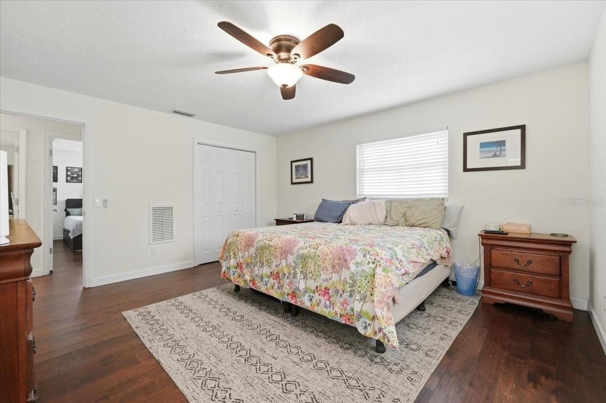 4520 ORANGEWOOD LOOP — photo 20 of 55