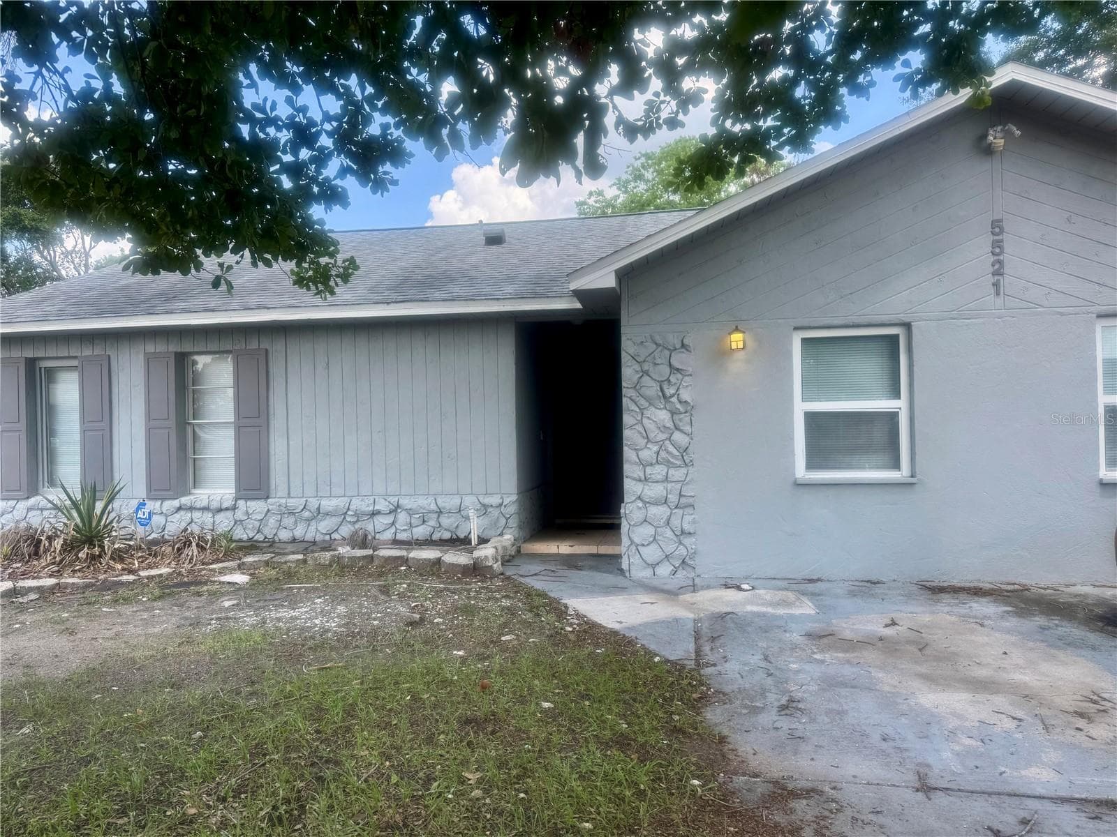 5521 AXIOM AVENUE — photo 1 of 13