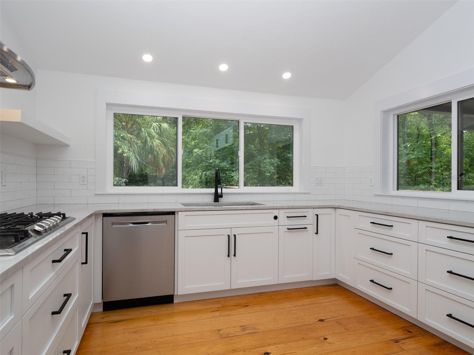 3104 21ST AVENUE — photo 19 of 68