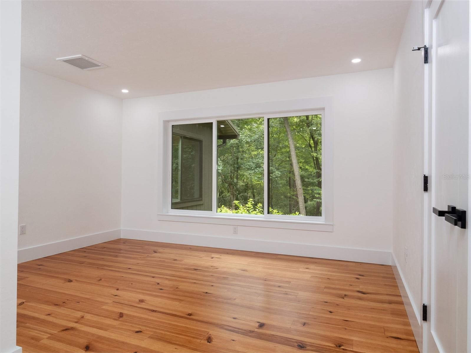 3104 21ST AVENUE — photo 37 of 68