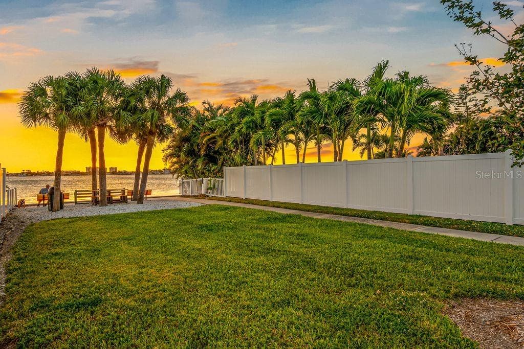 1401 ISLAND DRIVE — photo 41 of 53