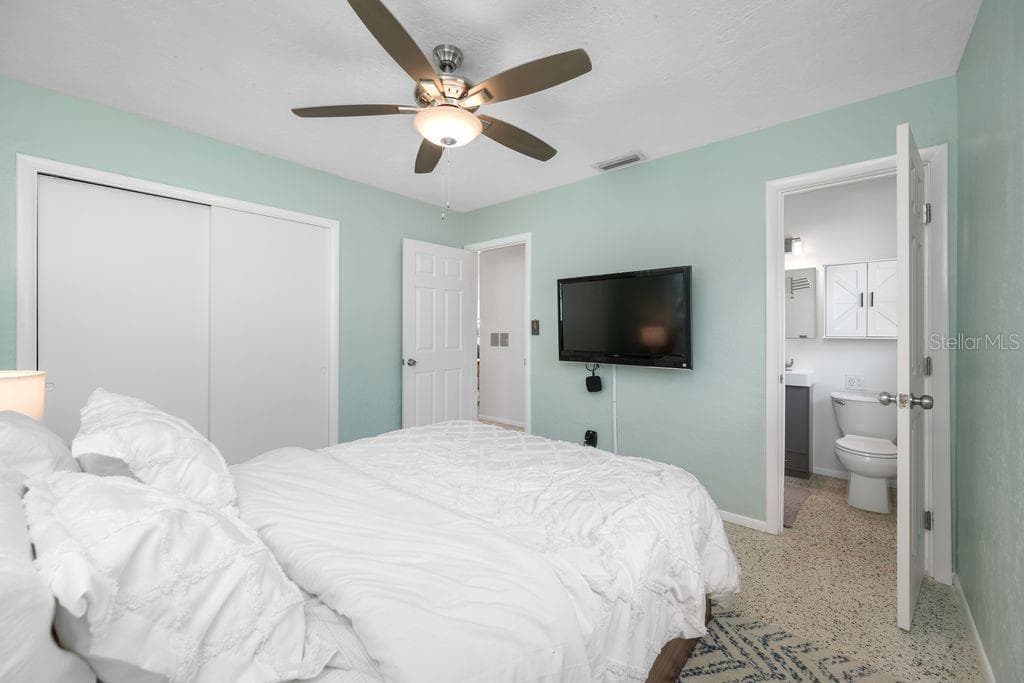 1401 ISLAND DRIVE — photo 24 of 53
