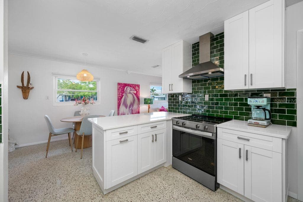 1401 ISLAND DRIVE — photo 13 of 53
